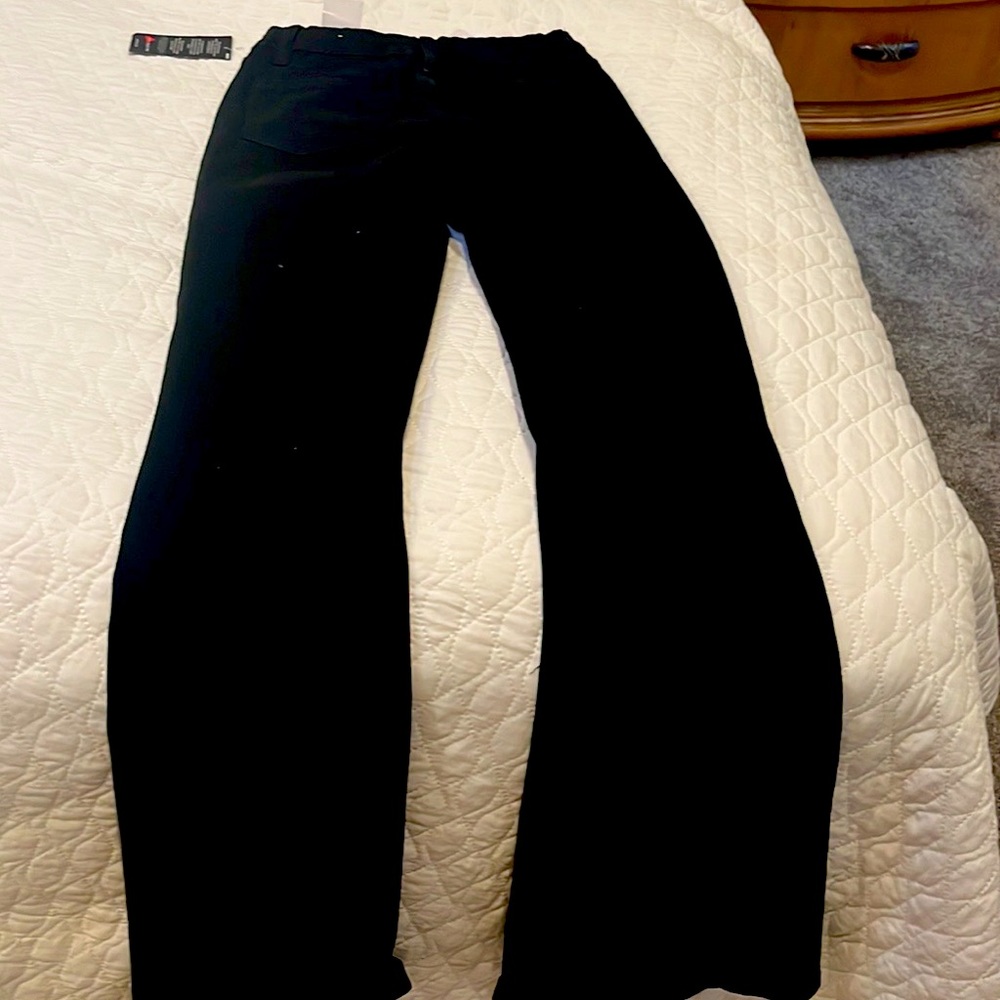 Never worn YMI jeans long size 5